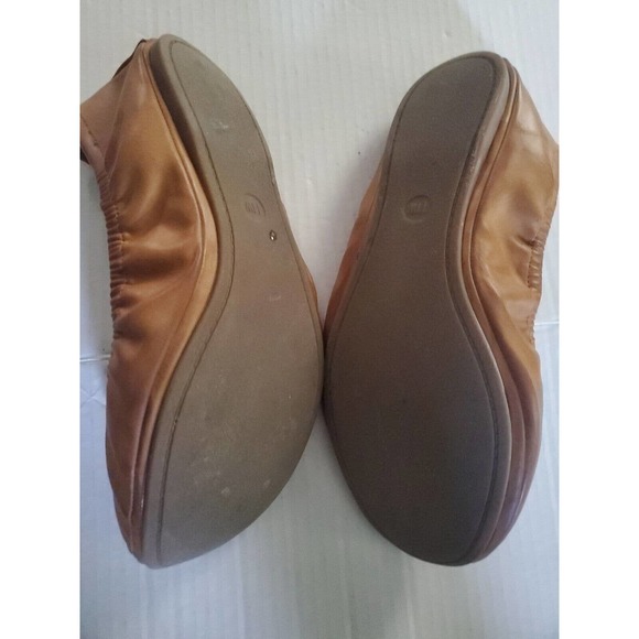 Universal Thread Slip On Flats Bendable 11 Wide Faux Leather Round Toe Tan Shoes - Picture 8 of 8